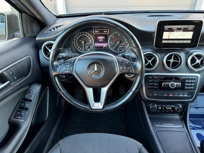 Mercedes-Benz A 220 4matic, снимка 14 - Автомобили и джипове - 51095098