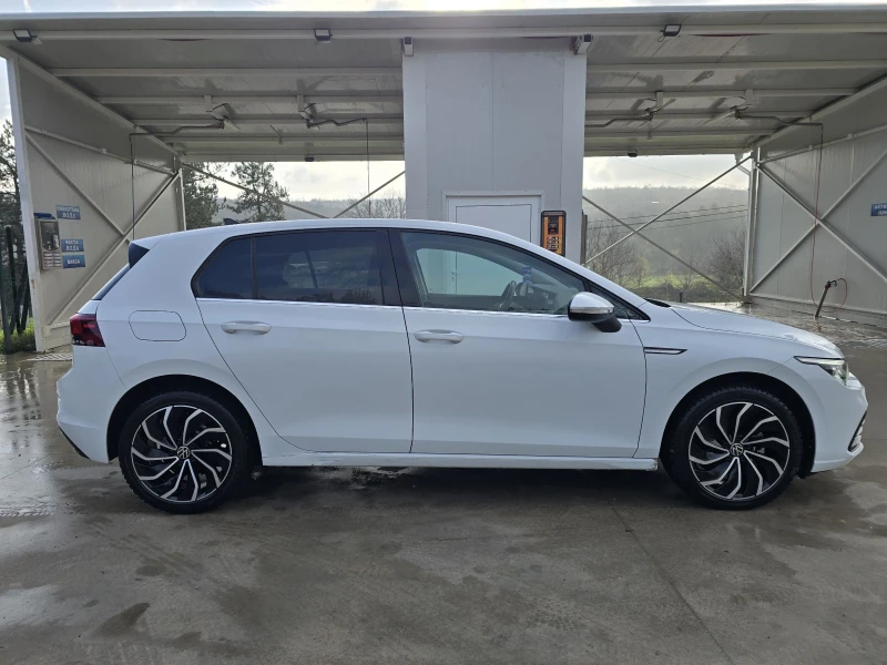 VW Golf 1.5ETSI STYLE 130к.с DSG, снимка 8 - Автомобили и джипове - 52663918