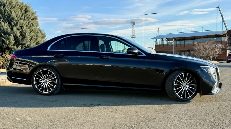 Mercedes-Benz E 200 Face lift, снимка 3 - Автомобили и джипове - 53166309