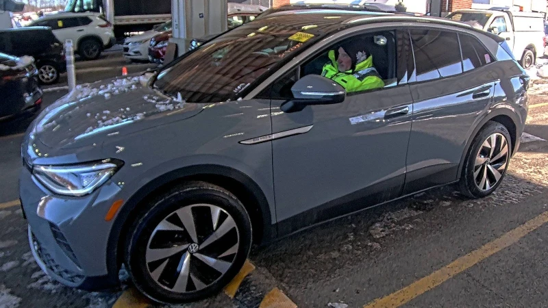 VW ID.4 Pro S | AWD | ПАНОРАМА | LANE ASSIST | KEYLESS