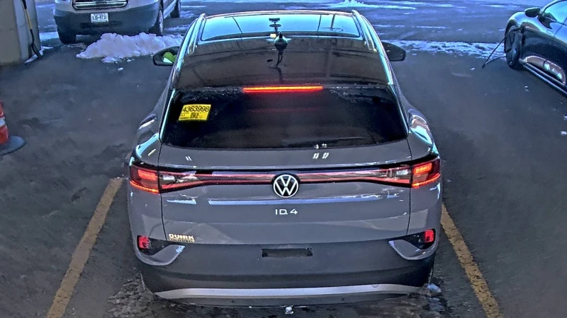 VW ID.4 Pro S | AWD | ПАНОРАМА | LANE ASSIST | KEYLESS, снимка 5 - Автомобили и джипове - 53347733