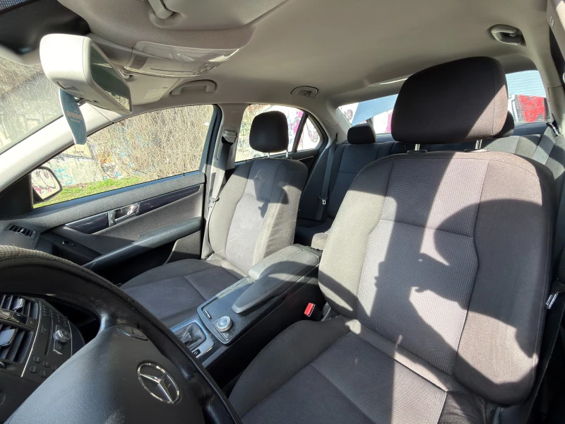 Mercedes-Benz C 220 CDI, снимка 13 - Автомобили и джипове - 53482729