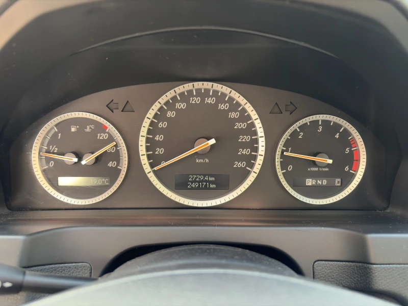 Mercedes-Benz C 220 CDI, снимка 10 - Автомобили и джипове - 53482729