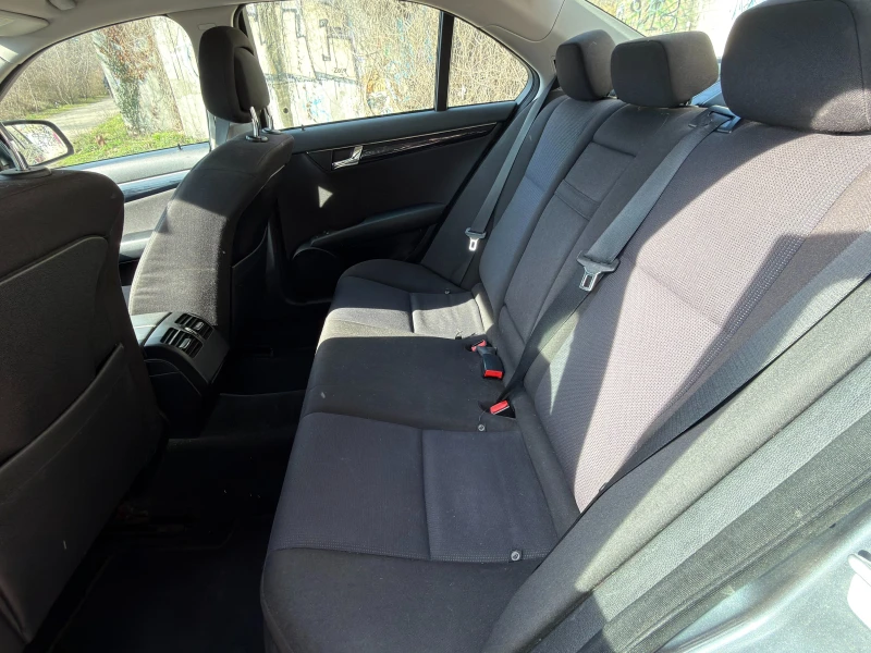 Mercedes-Benz C 220 CDI, снимка 8 - Автомобили и джипове - 53482729