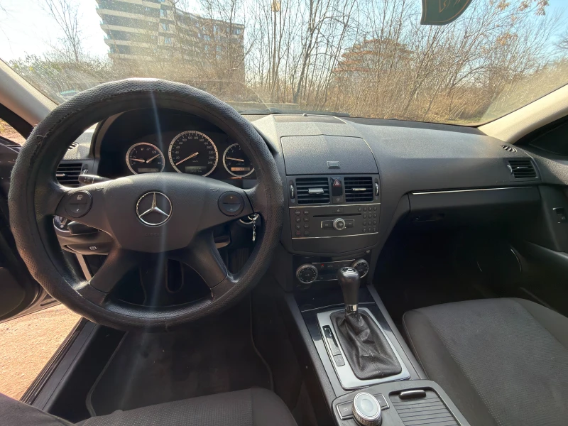 Mercedes-Benz C 220 CDI, снимка 11 - Автомобили и джипове - 53482729