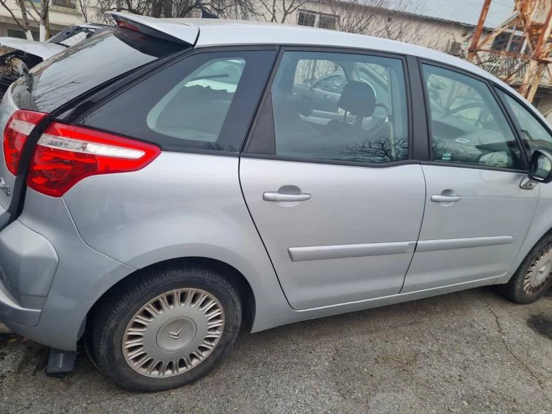 Citroen C4 Picasso 1.6i, снимка 2 - Автомобили и джипове - 45949141