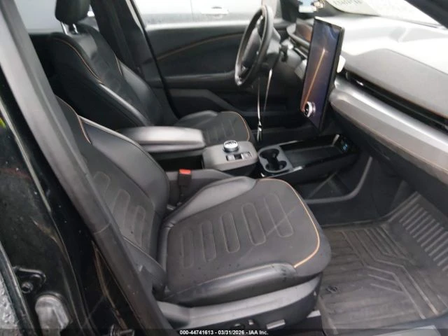 Ford Mustang Mach-E GT AWD , снимка 6 - Автомобили и джипове - 54631065