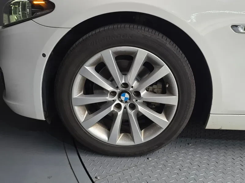 BMW 528 I xDrive M Aerodynamics - САМО 30% АВАНС, снимка 10 - Автомобили и джипове - 55803166