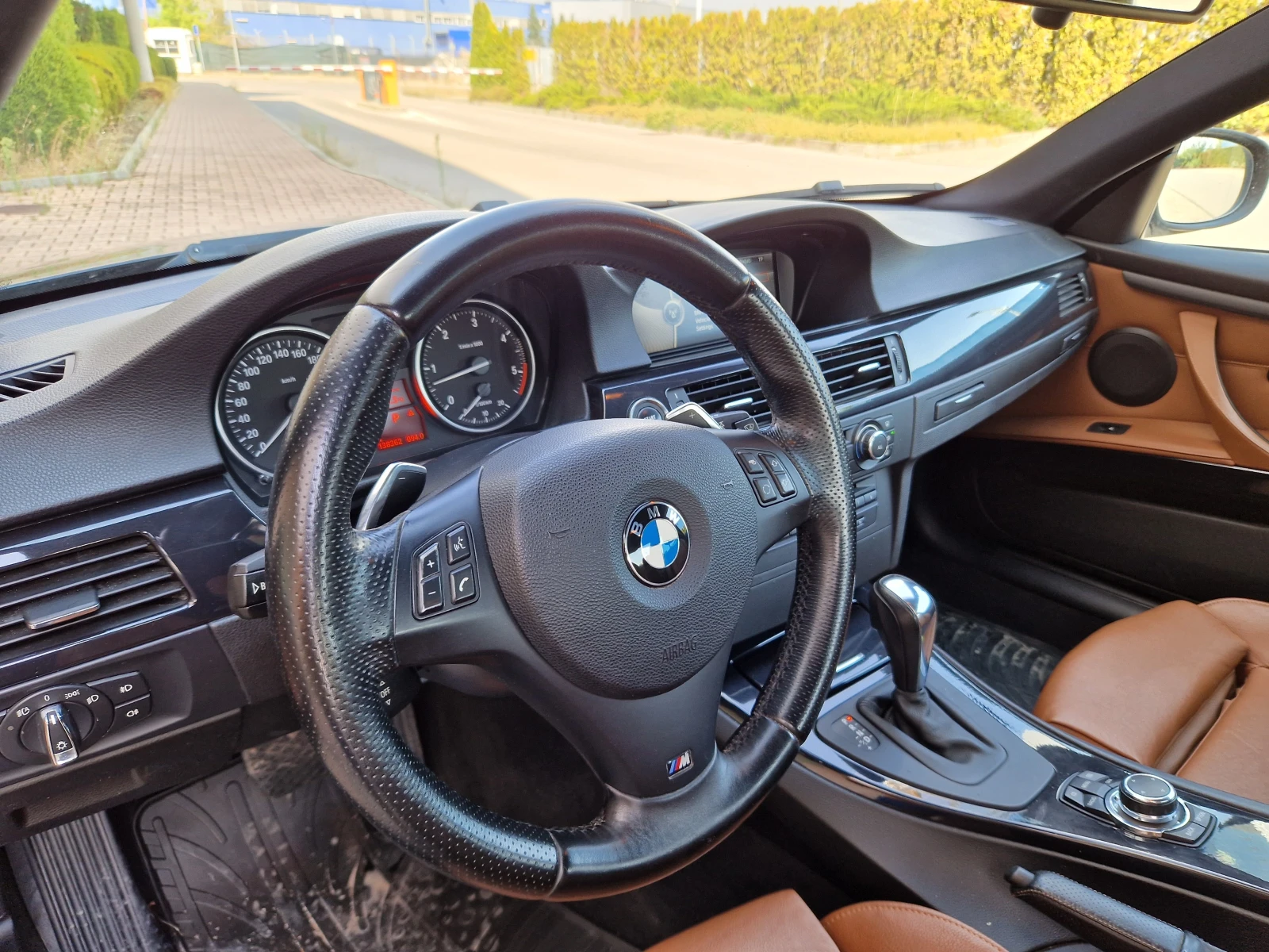 BMW 330 245к.с. FACE 138хил.км. - изображение 8