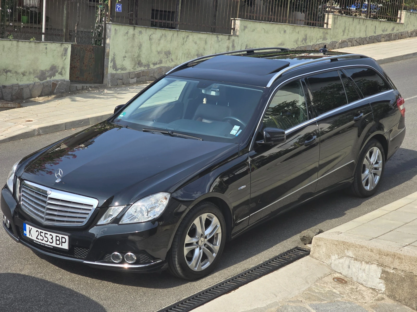 Mercedes-Benz E 220 CDI | Mobile.bg — изображение 1