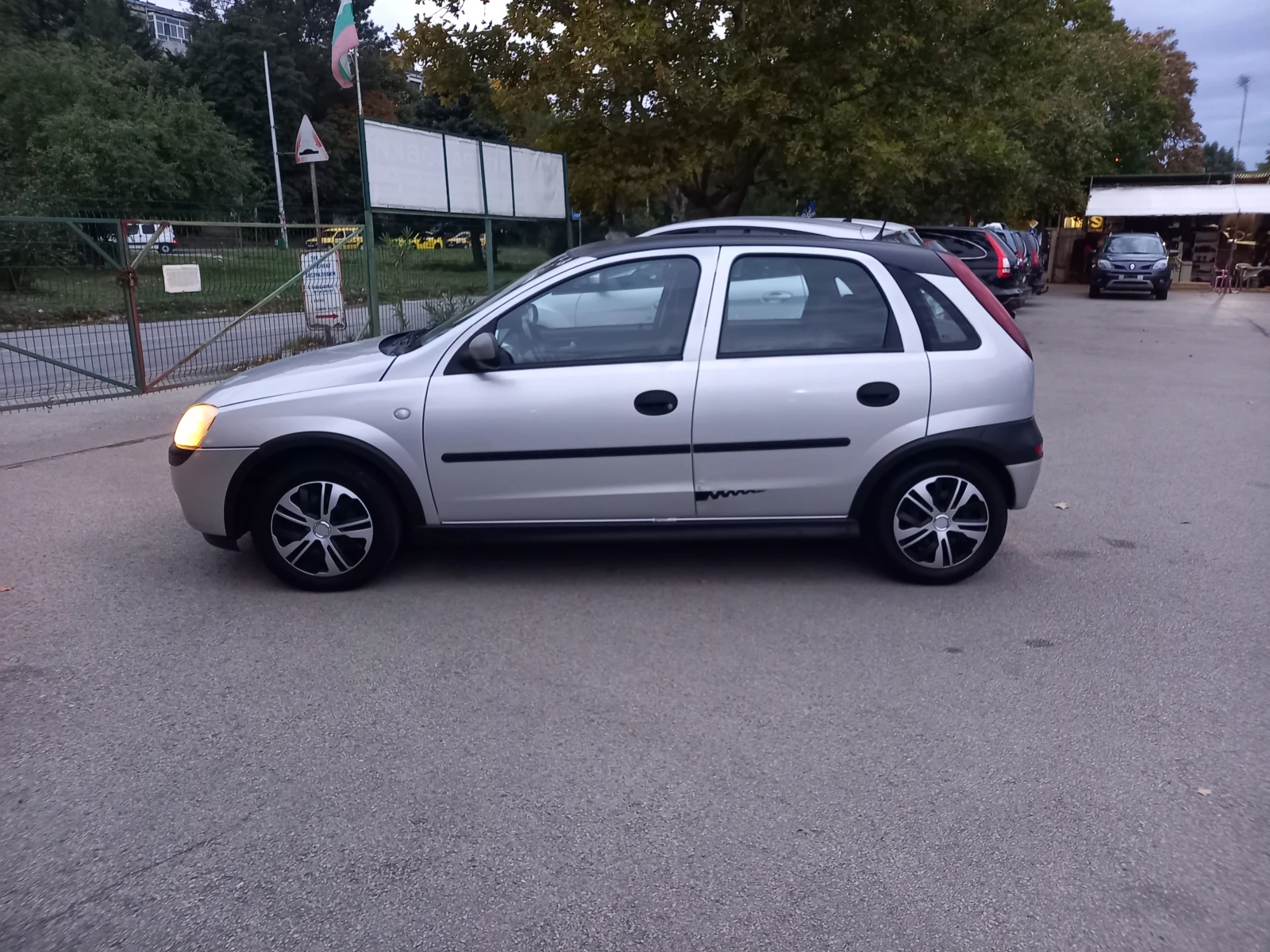 Opel Corsa 1.2 BARTER 75 - изображение 8