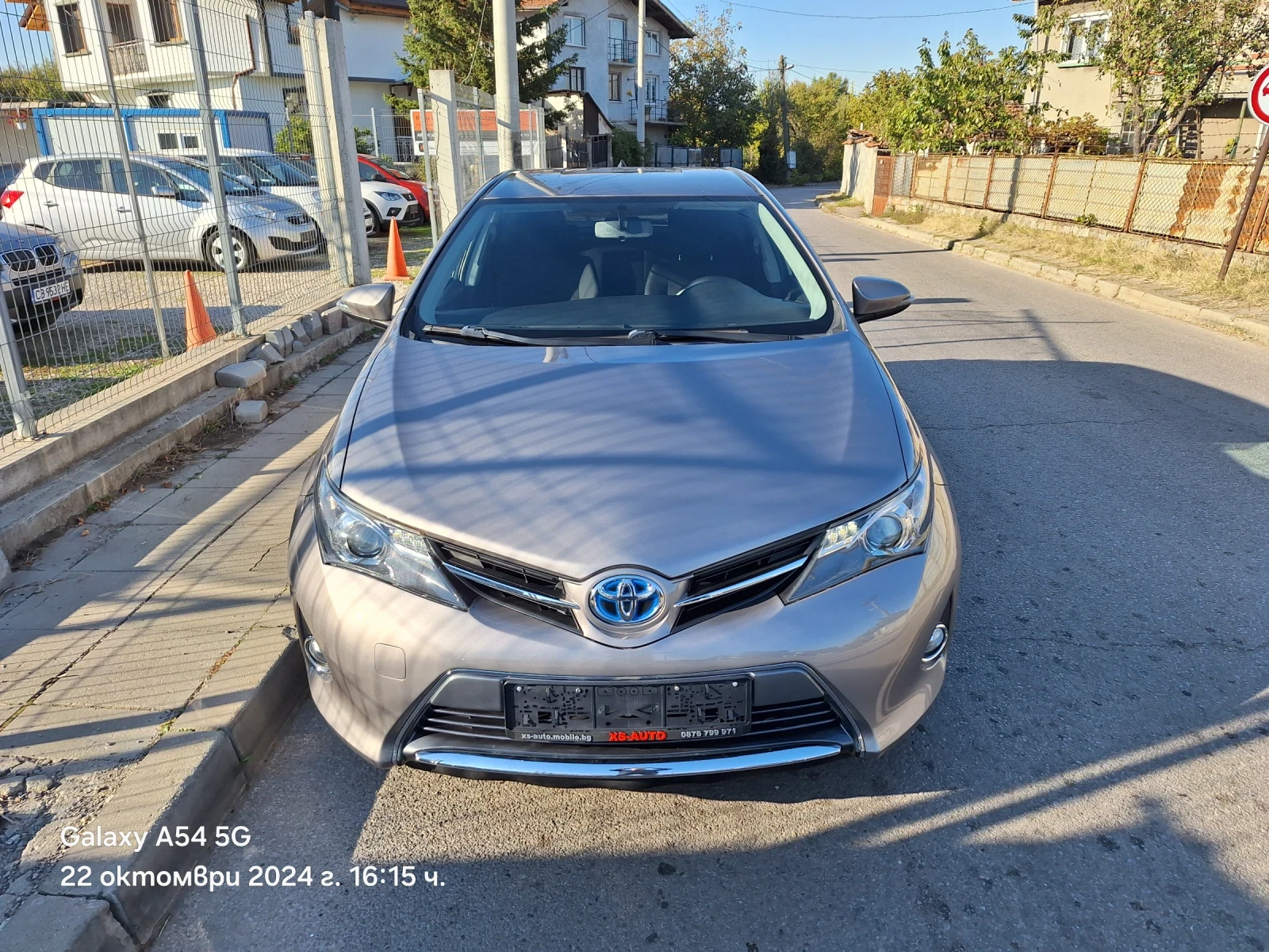 Toyota Auris 1.8 HYBRID 161000 KM EURO 5В - изображение 2