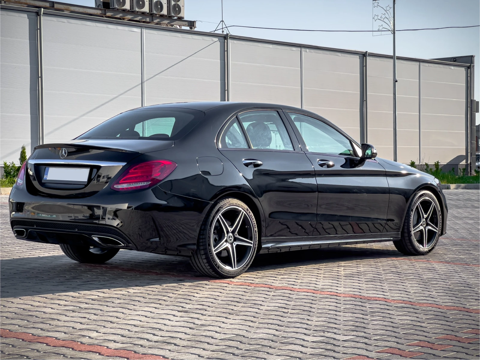 Mercedes-Benz C 300 AMG | 9G | Burmester - изображение 5