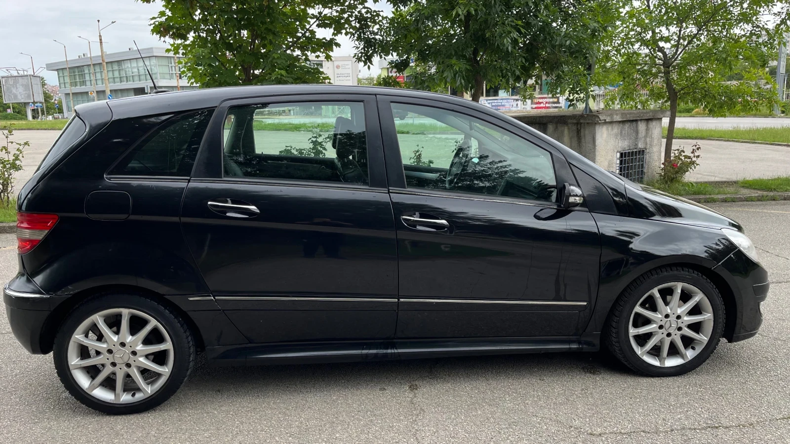 Mercedes-Benz B 200 2.0 - изображение 7