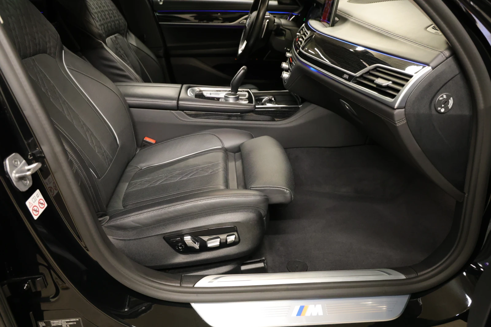 BMW 750 i xDrive M-Paket 3xTV Exlusiv 4x.  | Mobile.bg   12