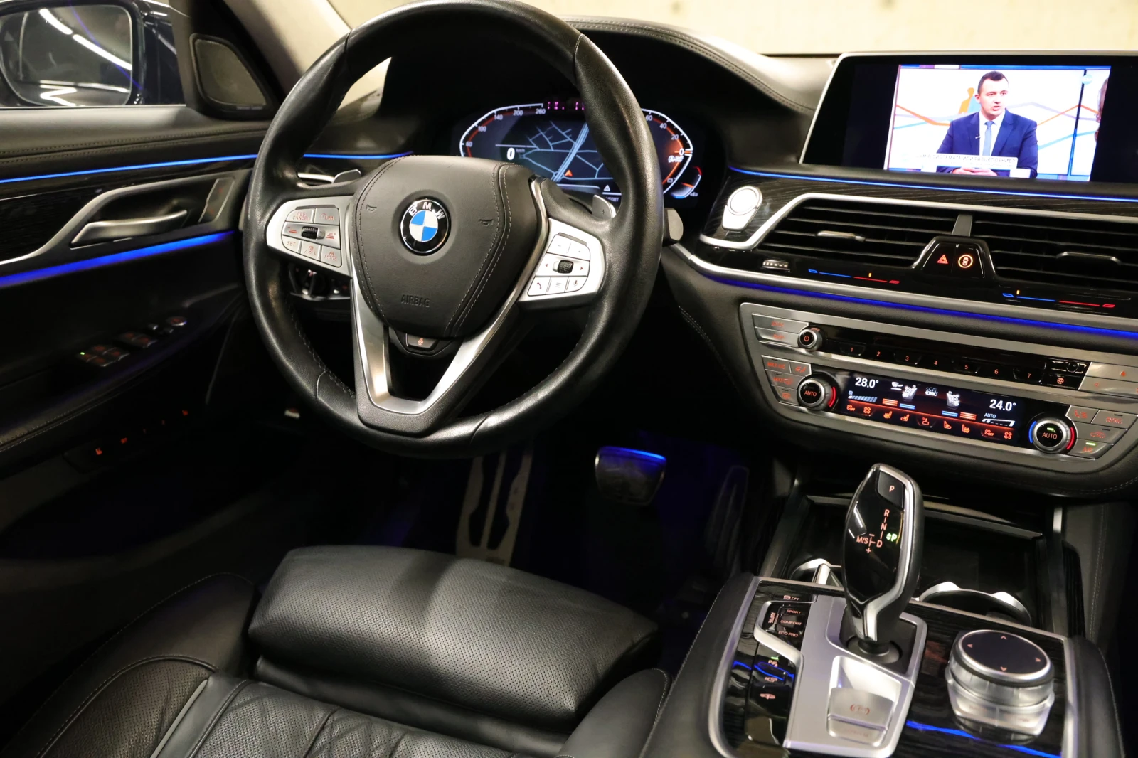 BMW 750 xDrive M-Paket 3xTV Exlusiv 4xКомфорт. седалки - изображение 9