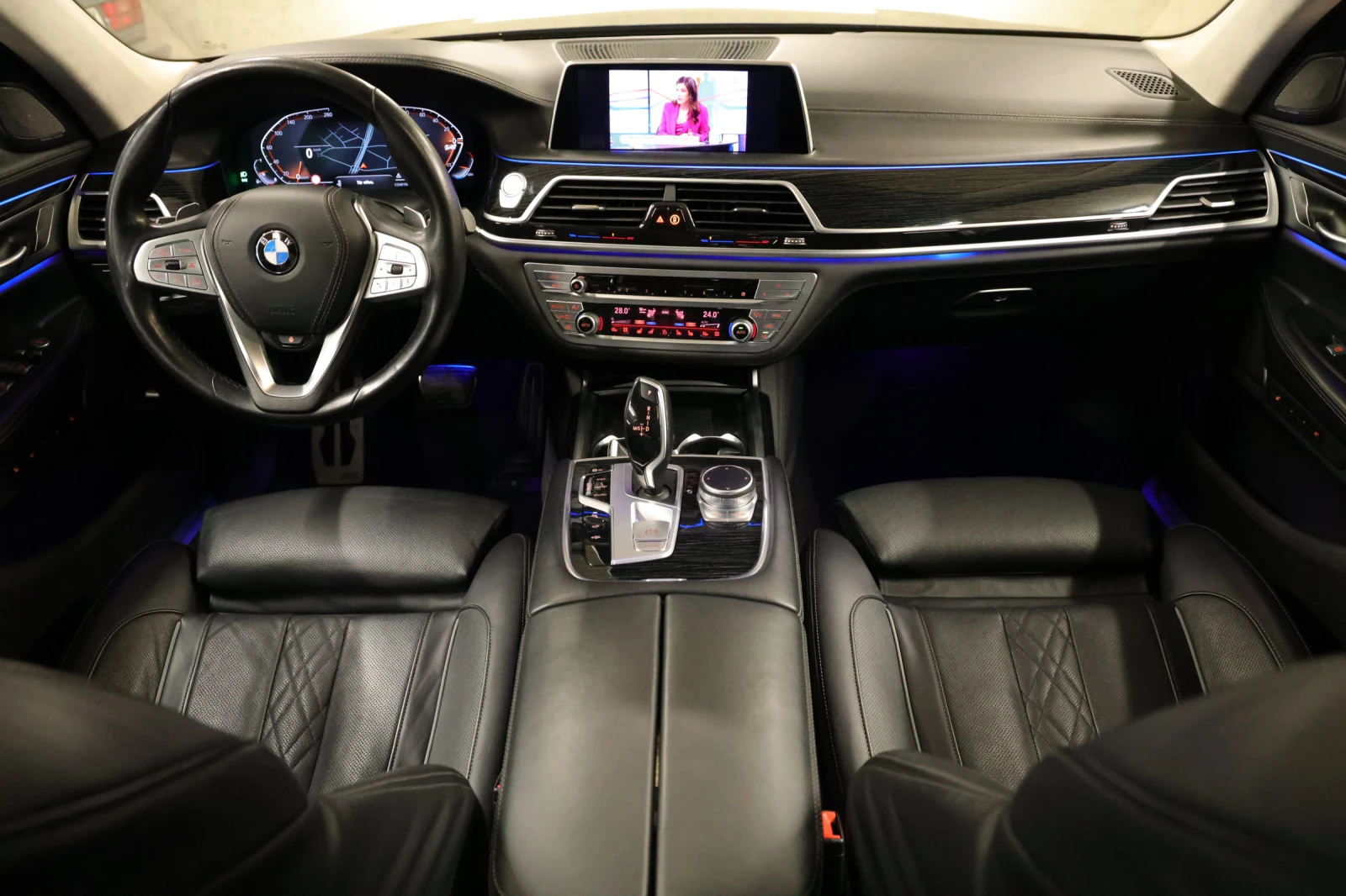 BMW 750 xDrive M-Paket 3xTV Exlusiv 4xКомфорт. седалки - изображение 10