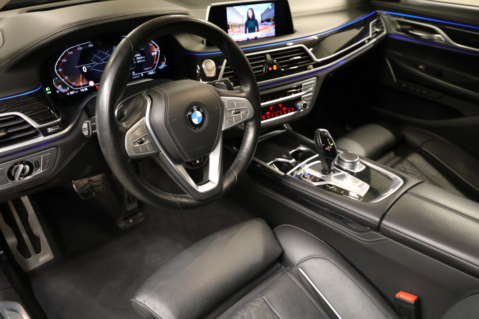 BMW 750 xDrive M-Paket 3xTV Exlusiv 4xКомфорт. седалки - изображение 8