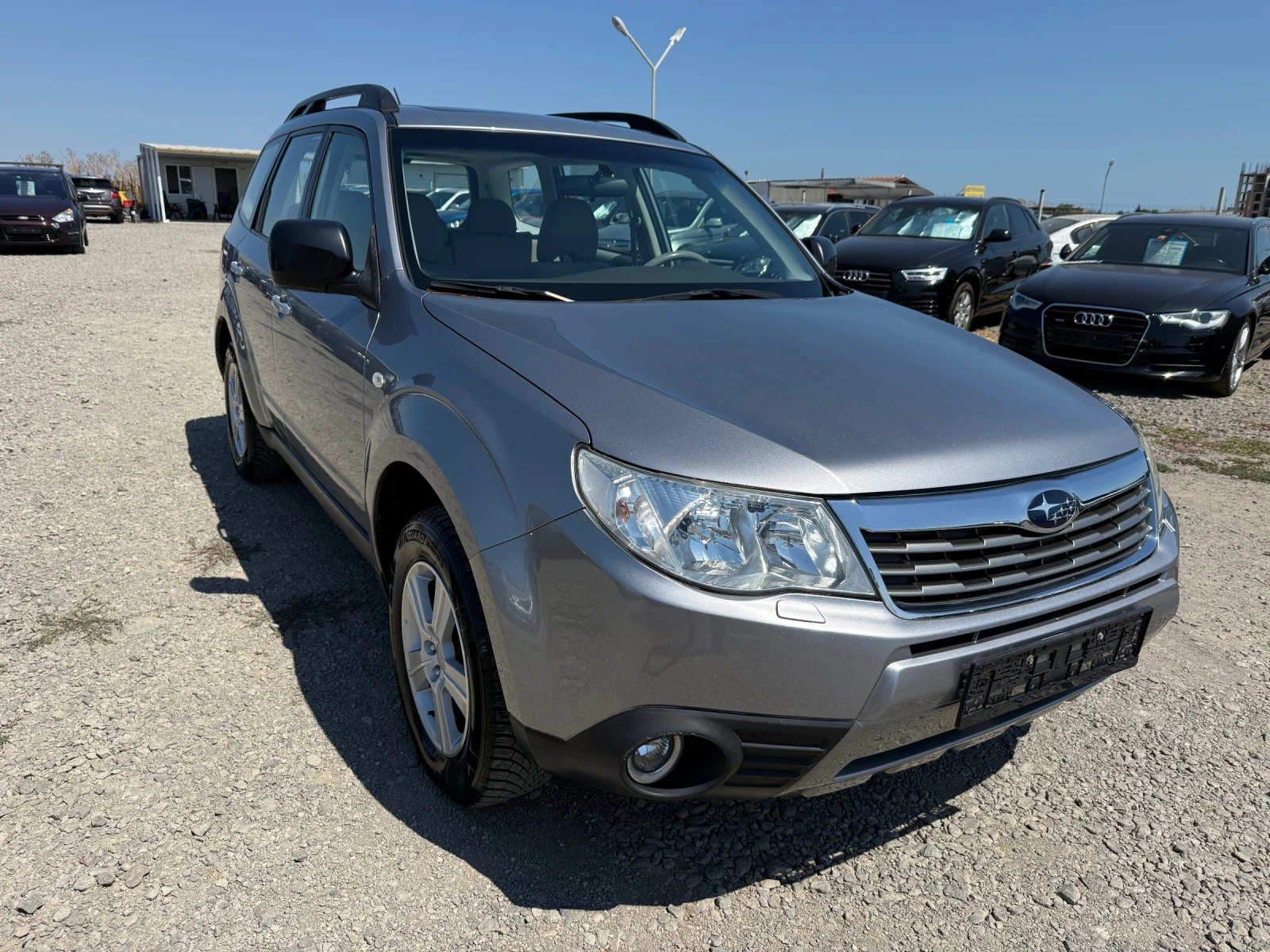 Subaru Forester 2.0i CH 4x4 AUTOMAT - изображение 3