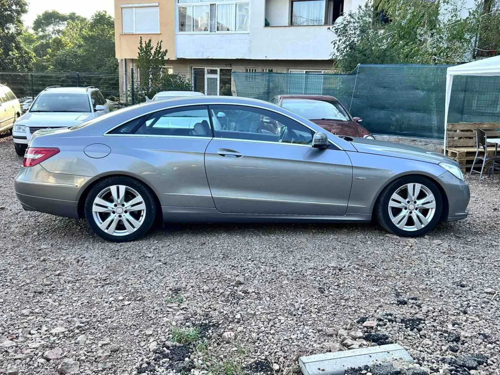 Mercedes-Benz E 350  - изображение 9