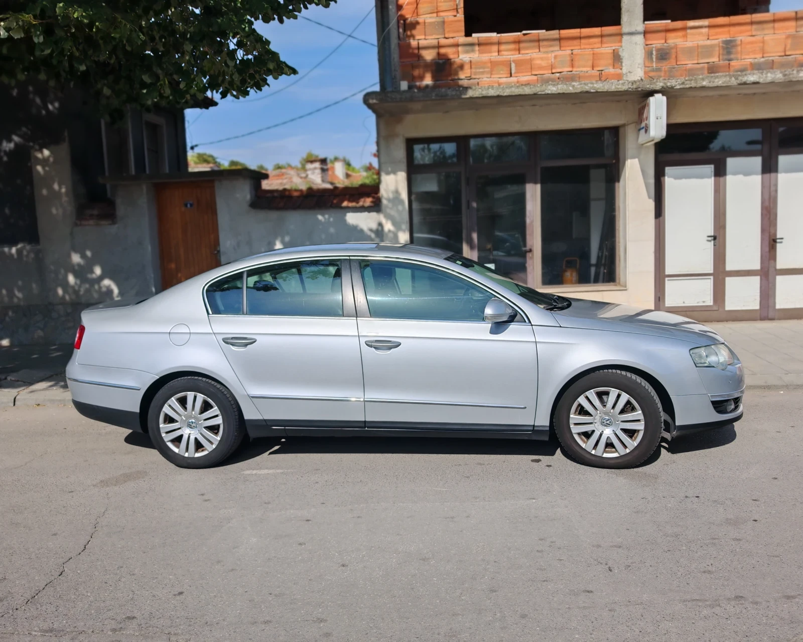 VW Passat 6 - изображение 3