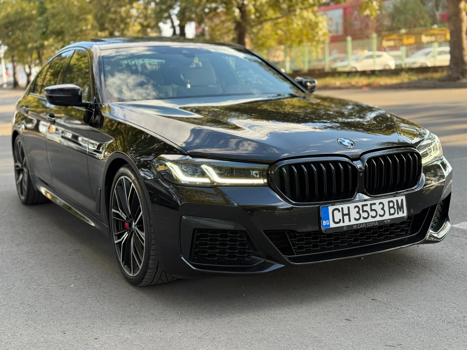 BMW 550 M-Pack* X-drive* Head-Up* * DISTRONIC* . | Mobile.bg   1
