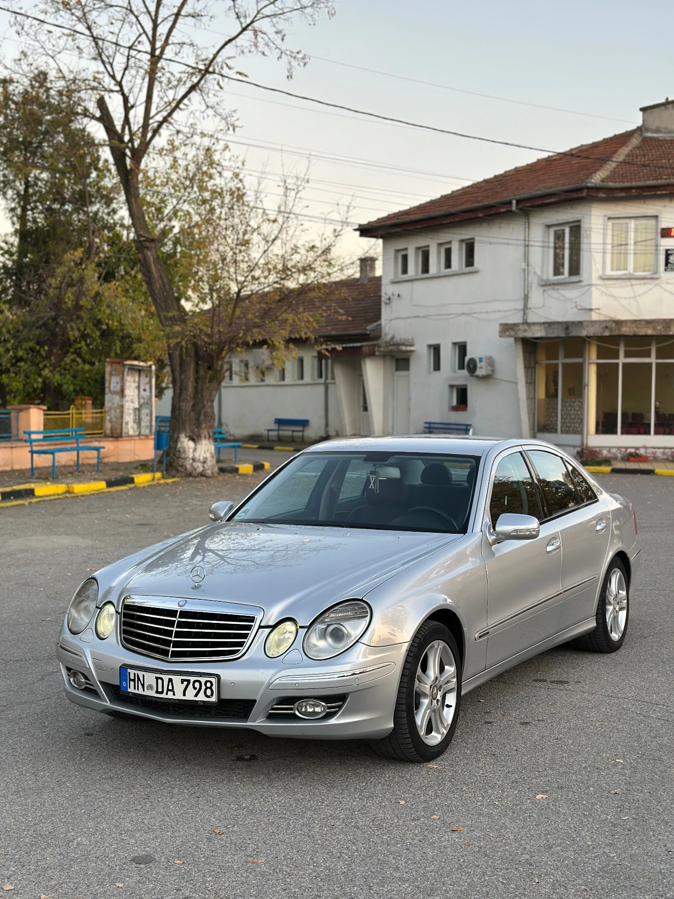 Mercedes-Benz E 320 3.0 V6 - изображение 9