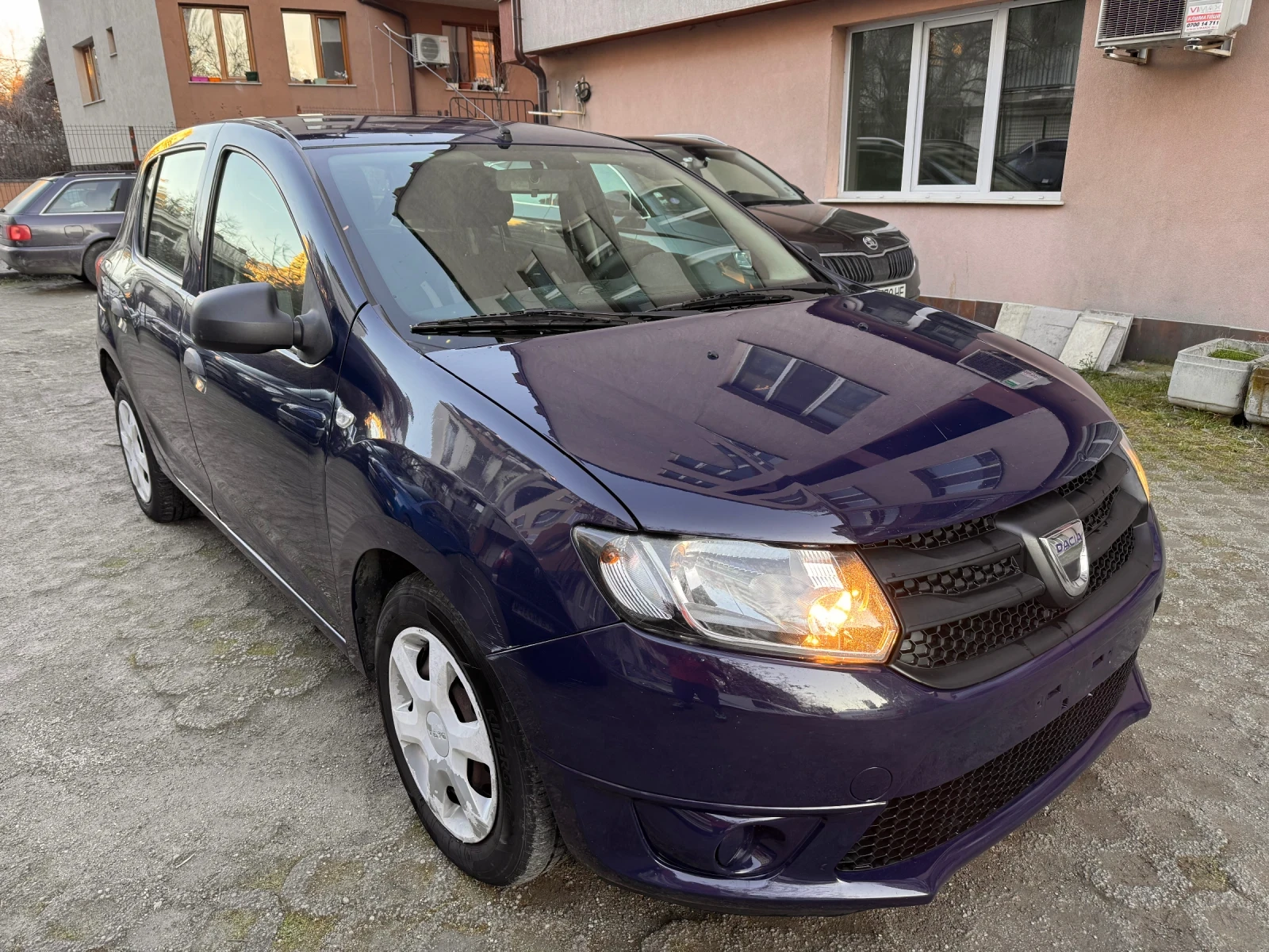 Dacia Sandero 1.2 ГАЗ 75 к.с.  - изображение 3