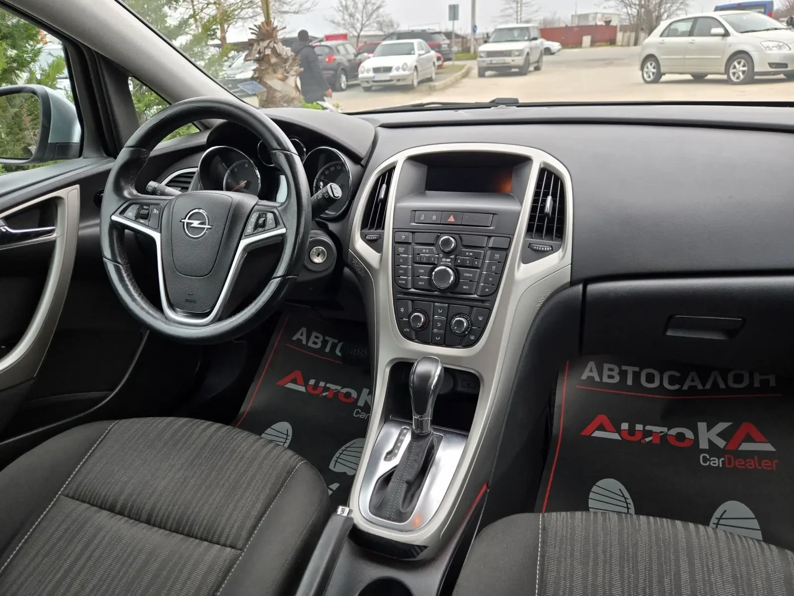 Opel Astra 2.0CDTI-160кс= АВТОМАТИК= АВТОПИЛОТ= EURO 5A, снимка 13 - Автомобили и джипове - 53773676