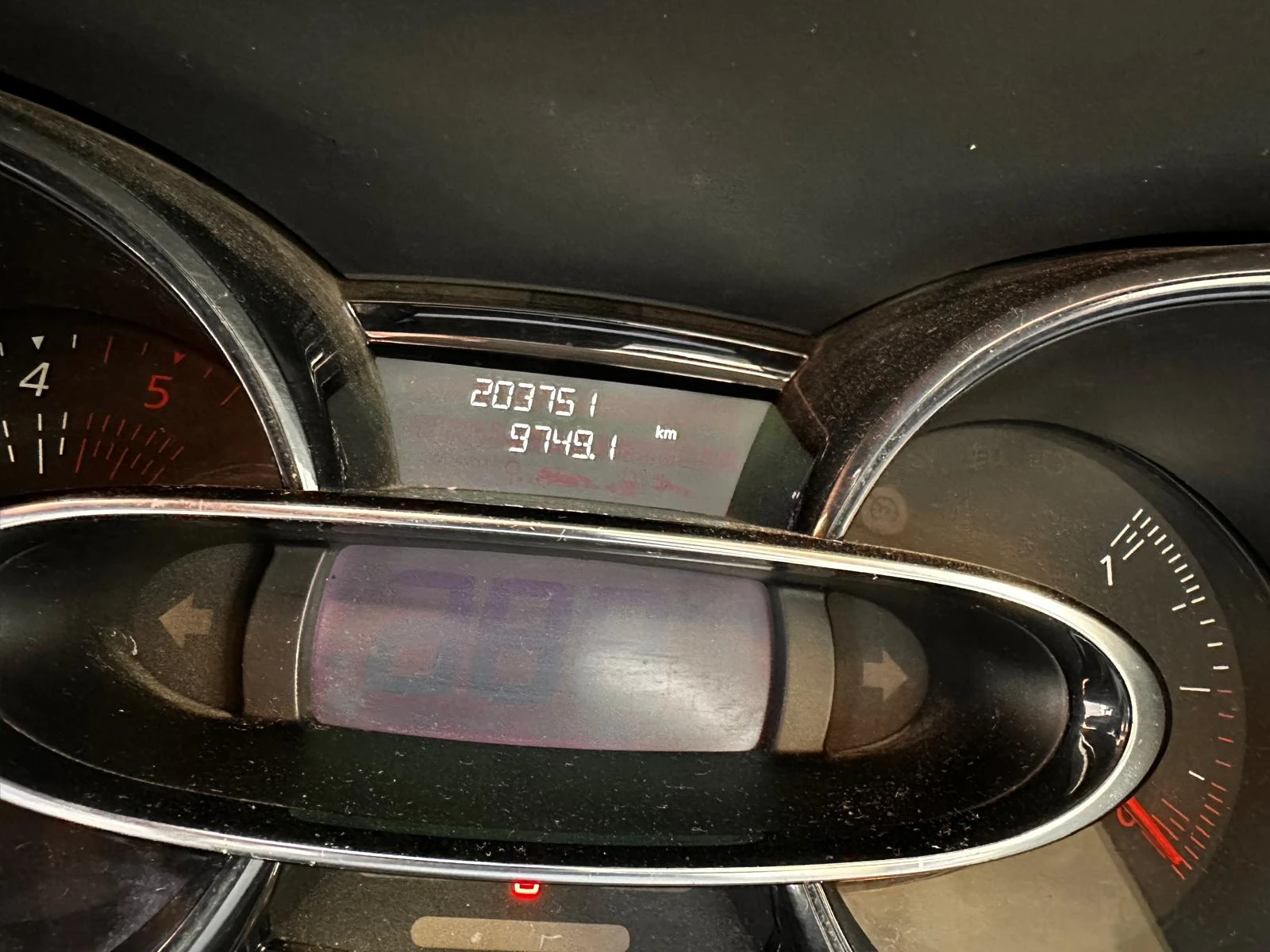 Renault Clio, снимка 5 - Автомобили и джипове - 53806017