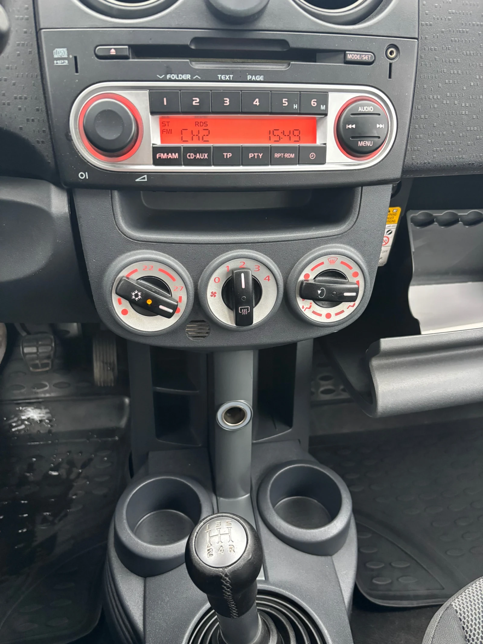 Mitsubishi Colt 1.3i 95HP-KLIMA, снимка 7 - Автомобили и джипове - 54071281