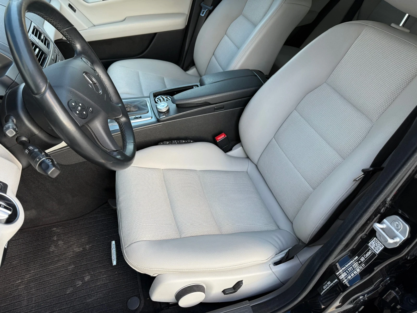 Mercedes-Benz C 220, снимка 10 - Автомобили и джипове - 54143119