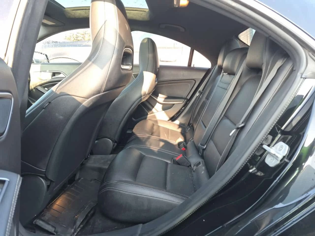 Mercedes-Benz CLA 250 АМГ Пакет/CARFAX /Кожа/Нави/Подгрев/Панорама, снимка 11 - Автомобили и джипове - 54222287