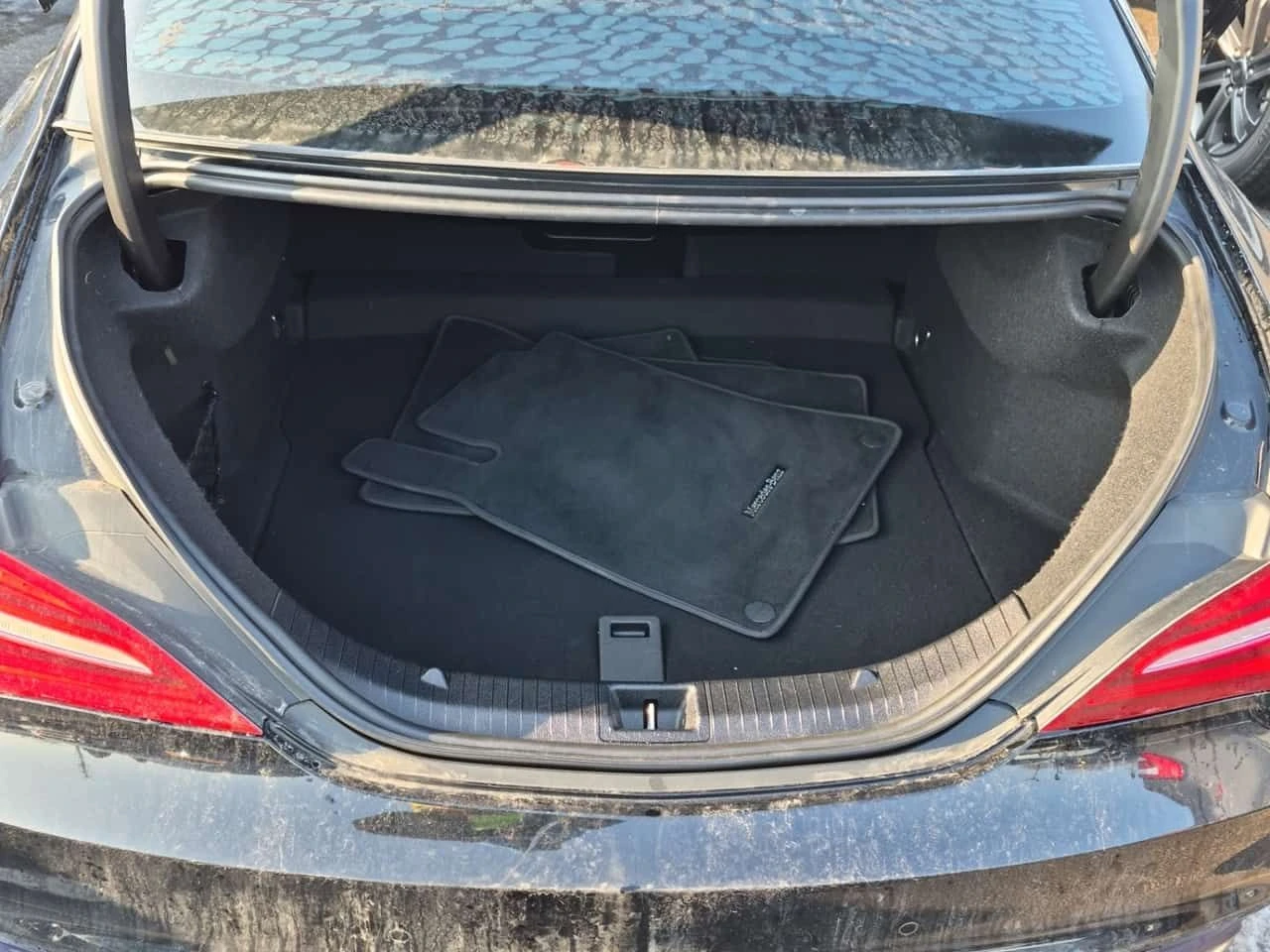 Mercedes-Benz CLA 250 АМГ Пакет/CARFAX /Кожа/Нави/Подгрев/Панорама, снимка 13 - Автомобили и джипове - 54222287