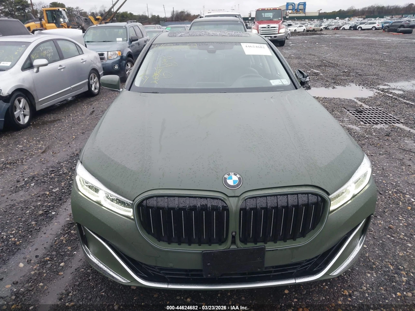 BMW 740 Xi* B58* Distronic* Harman Kardon* HeadUp* МАСАЖ, снимка 2 - Автомобили и джипове - 54421589