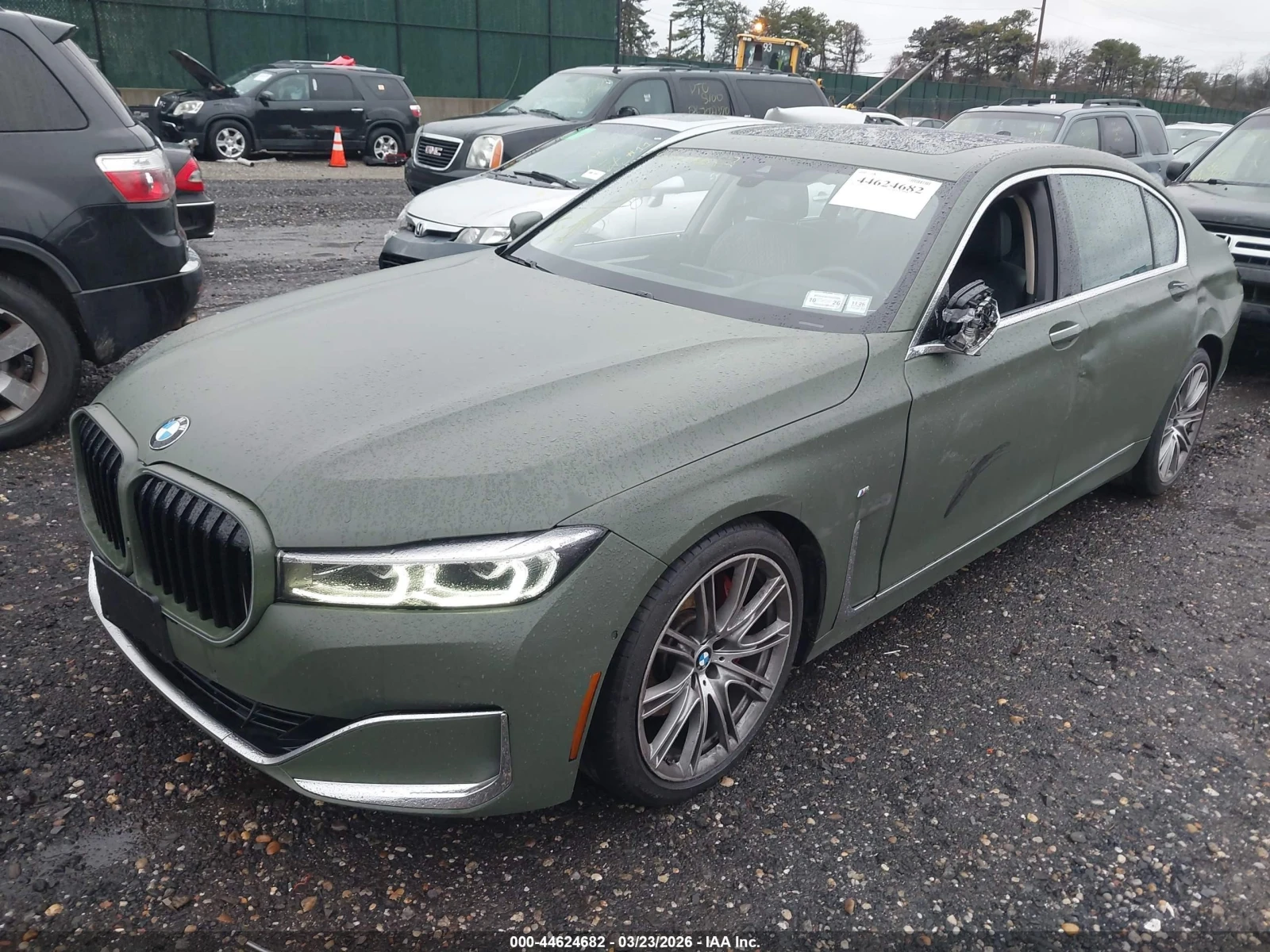 BMW 740 Xi* B58* Distronic* Harman Kardon* HeadUp* МАСАЖ, снимка 3 - Автомобили и джипове - 54421589