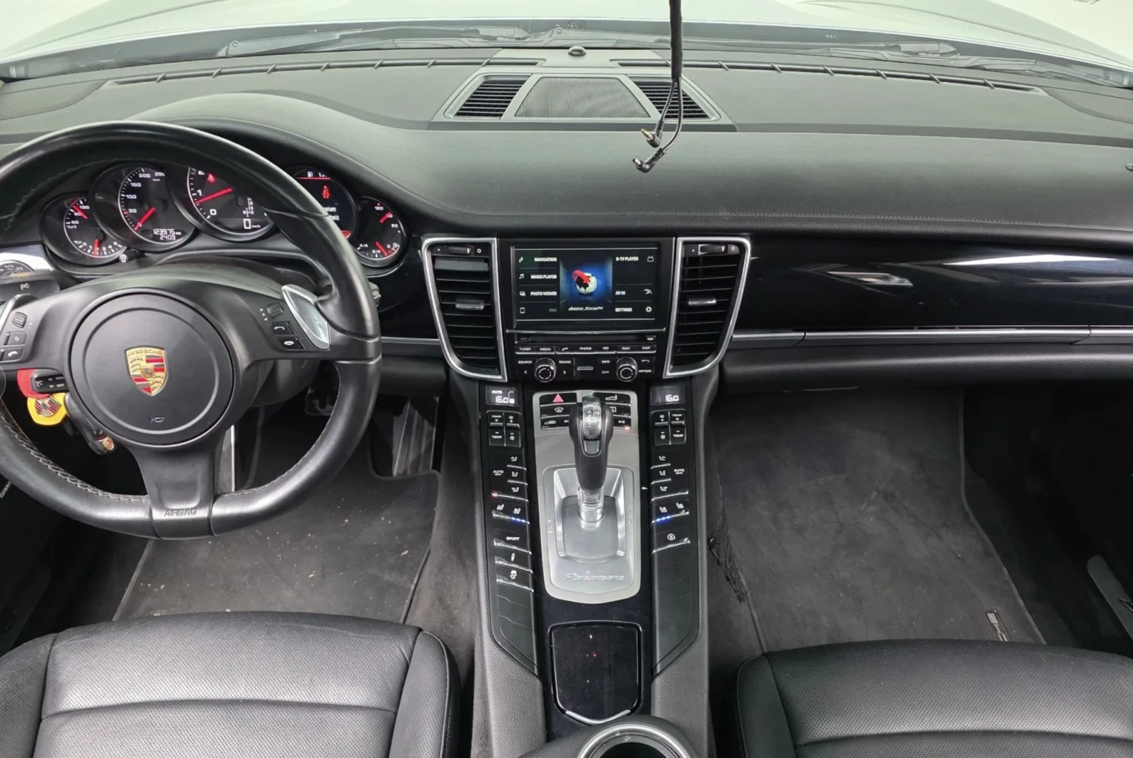 Porsche Panamera АВТОКРЕДИТ* ПОДГРЕВ* ОБДУХВАНЕ* 360* BOSE* ПАНОРАМ, снимка 5 - Автомобили и джипове - 54564963