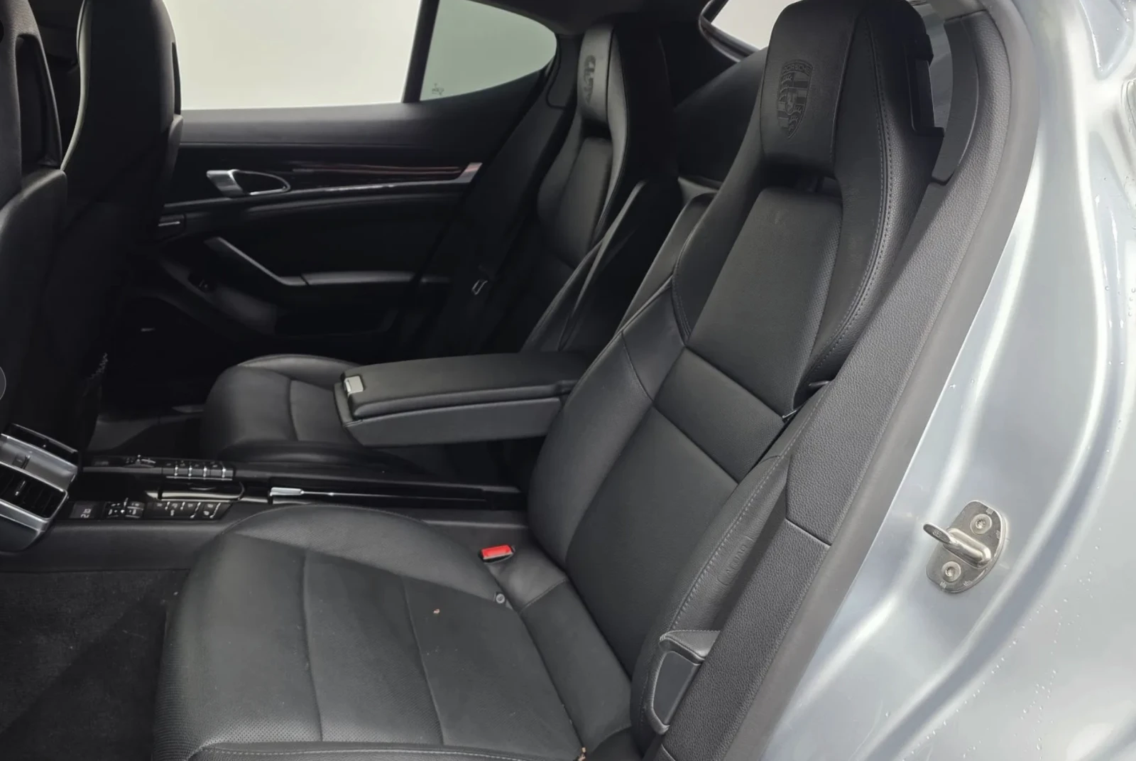Porsche Panamera АВТОКРЕДИТ* ПОДГРЕВ* ОБДУХВАНЕ* 360* BOSE* ПАНОРАМ, снимка 10 - Автомобили и джипове - 54564963