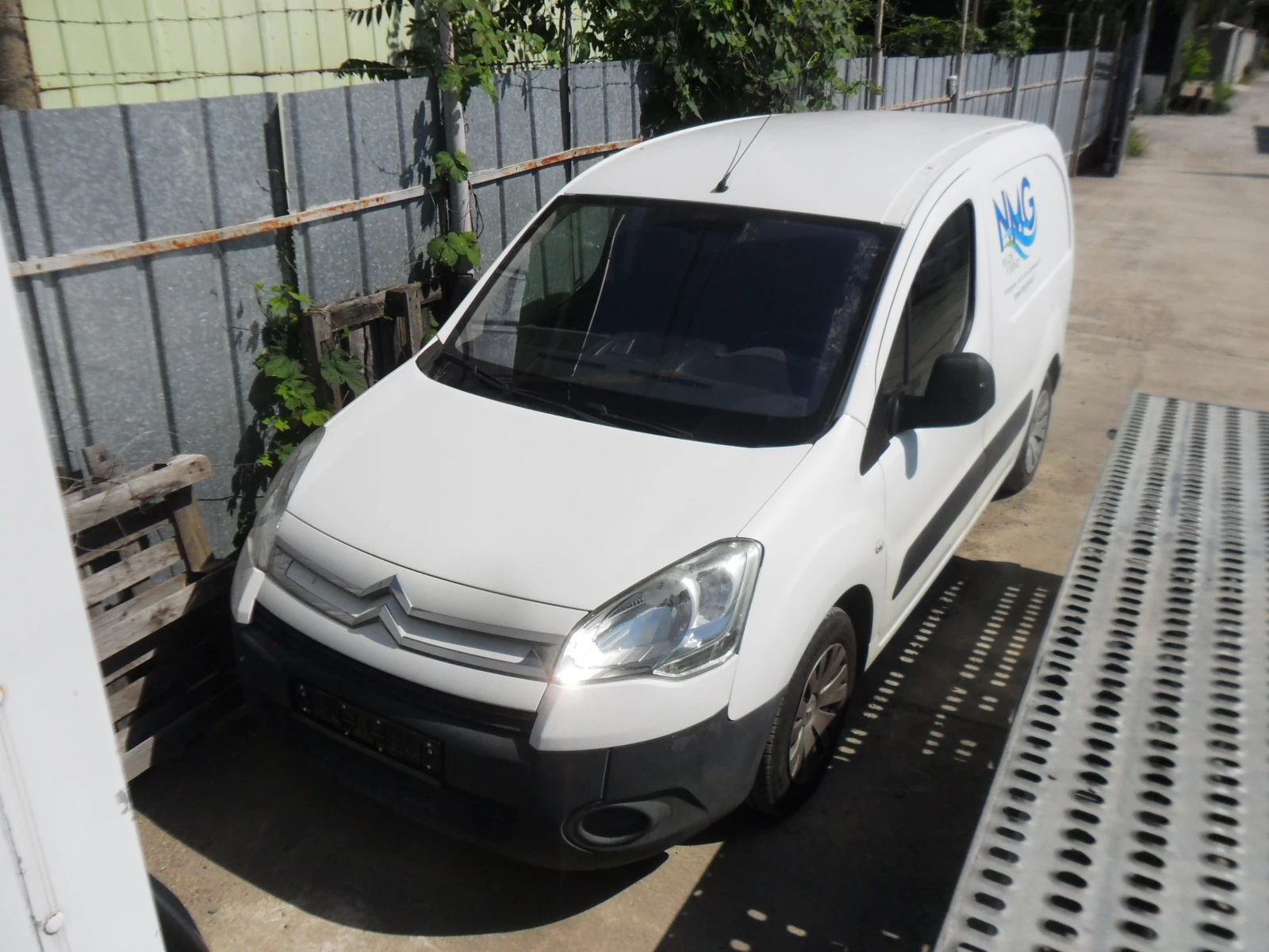 Citroen Berlingo 1, 6-hdi-ITALY-KLIMATIK-, снимка 2 - Автомобили и джипове - 54770188