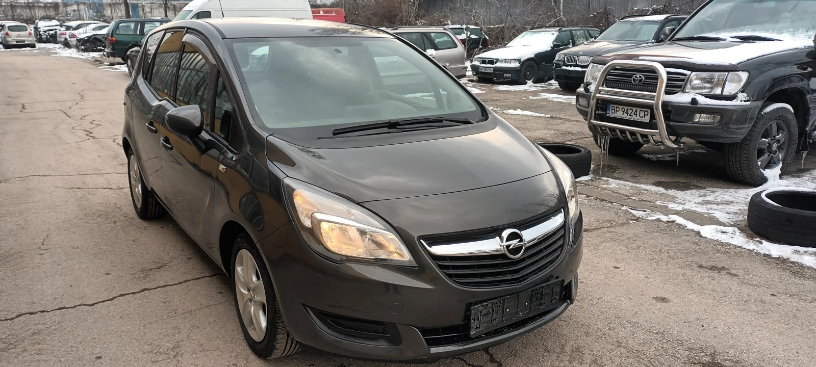 Opel Meriva 1.6cdti, снимка 2 - Автомобили и джипове - 54692358
