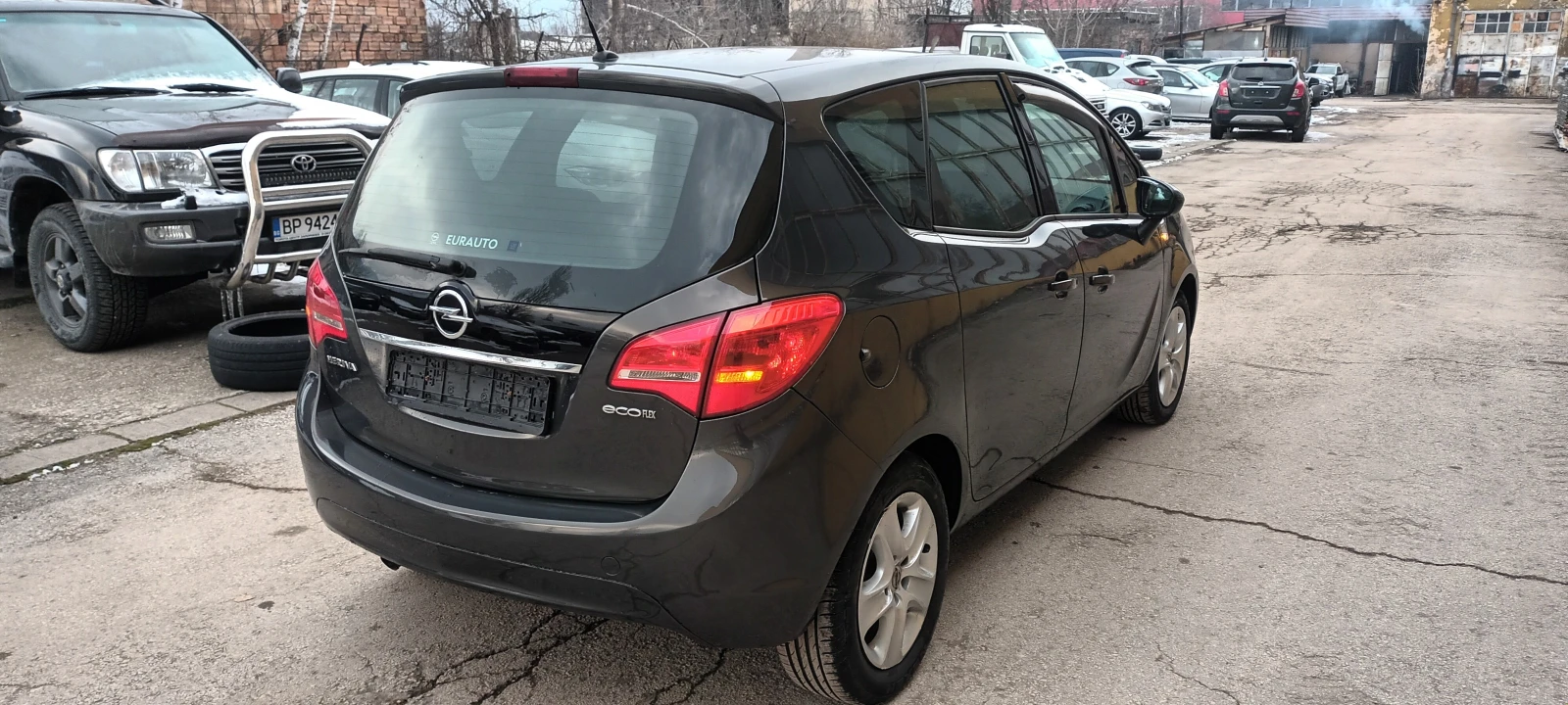 Opel Meriva 1.6cdti, снимка 5 - Автомобили и джипове - 54692358