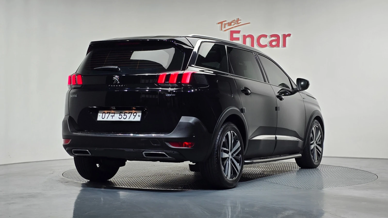 Peugeot 5008 2.0 BlueHDi GT | MEMORY | PANORAMA | LED, снимка 2 - Автомобили и джипове - 54712954