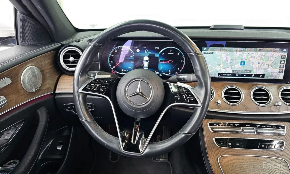 Mercedes-Benz E 220, снимка 13 - Автомобили и джипове - 54807092