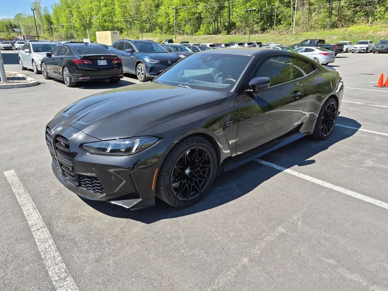 BMW M4 Competition xDrive * ГЛАВНО ПРЕДСТАВИТЕЛСТВО НА VW