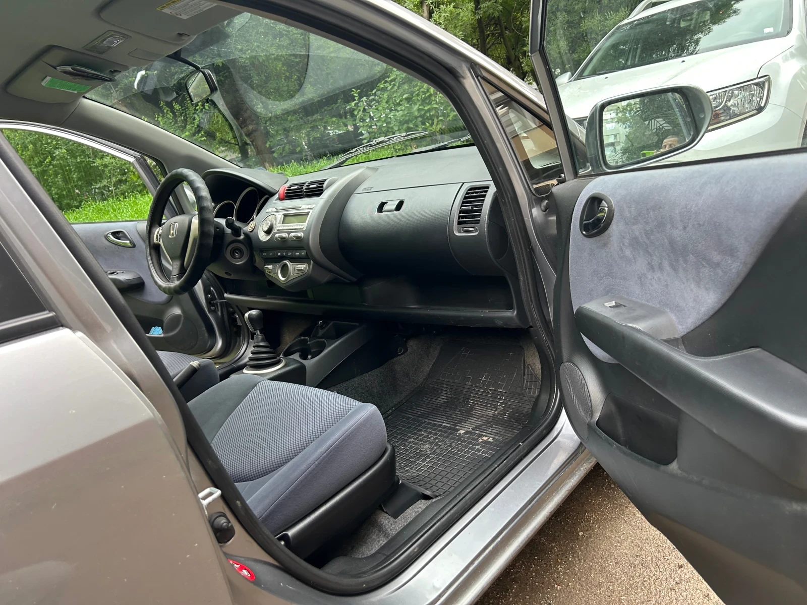 Honda Jazz 1, 4, снимка 8 - Автомобили и джипове - 54917509