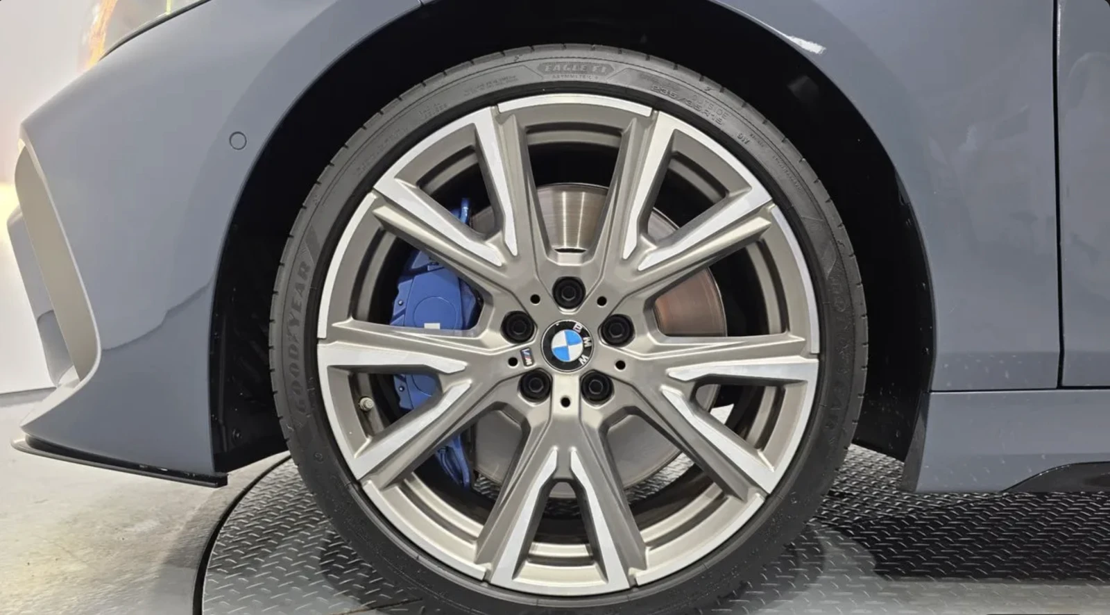 BMW 135 XDRIVE | PANORAMA| HEAD UP| PARKTRONIC| ��������|  | Mobile.bg � ����������� 3