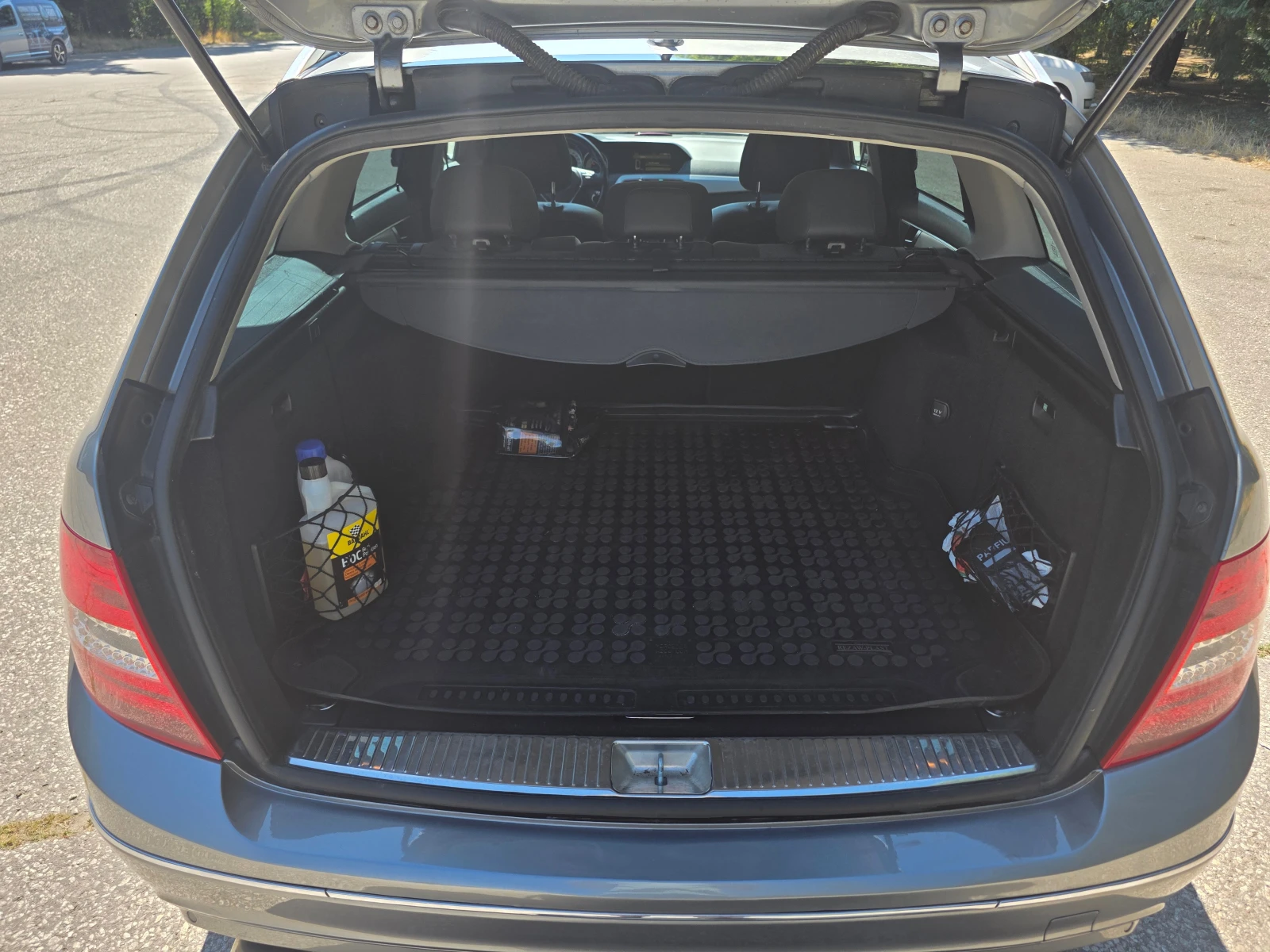 Mercedes-Benz C 220, снимка 7 - Автомобили и джипове - 55691792