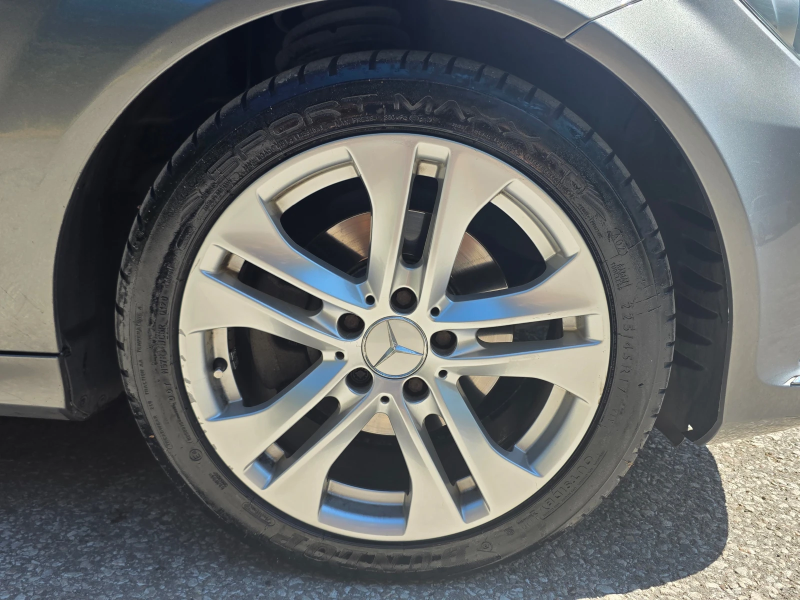 Mercedes-Benz C 220, снимка 6 - Автомобили и джипове - 55691792