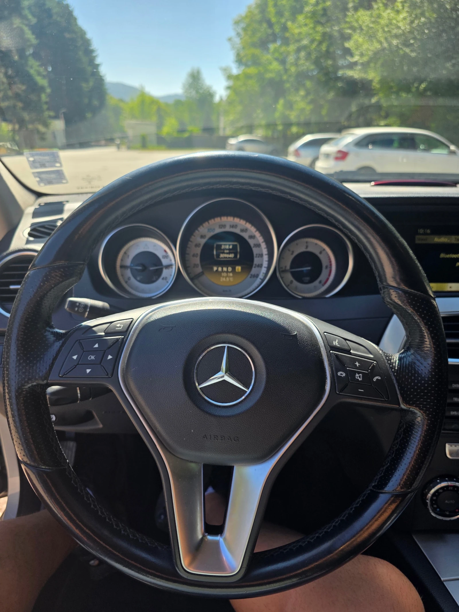 Mercedes-Benz C 220, снимка 10 - Автомобили и джипове - 55691792