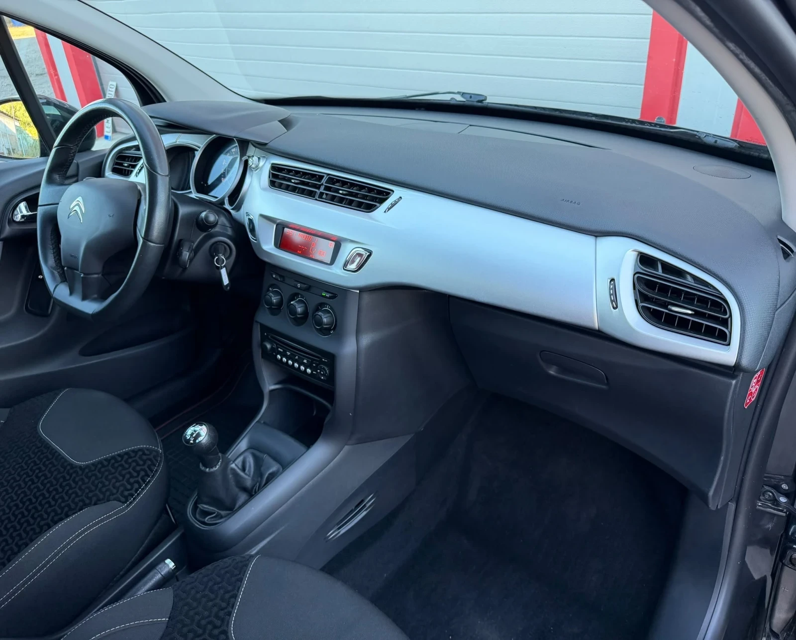 Citroen C3 1.4HDI KLIMATIK ЛИЗИНГ!!!, снимка 15 - Автомобили и джипове - 55728841
